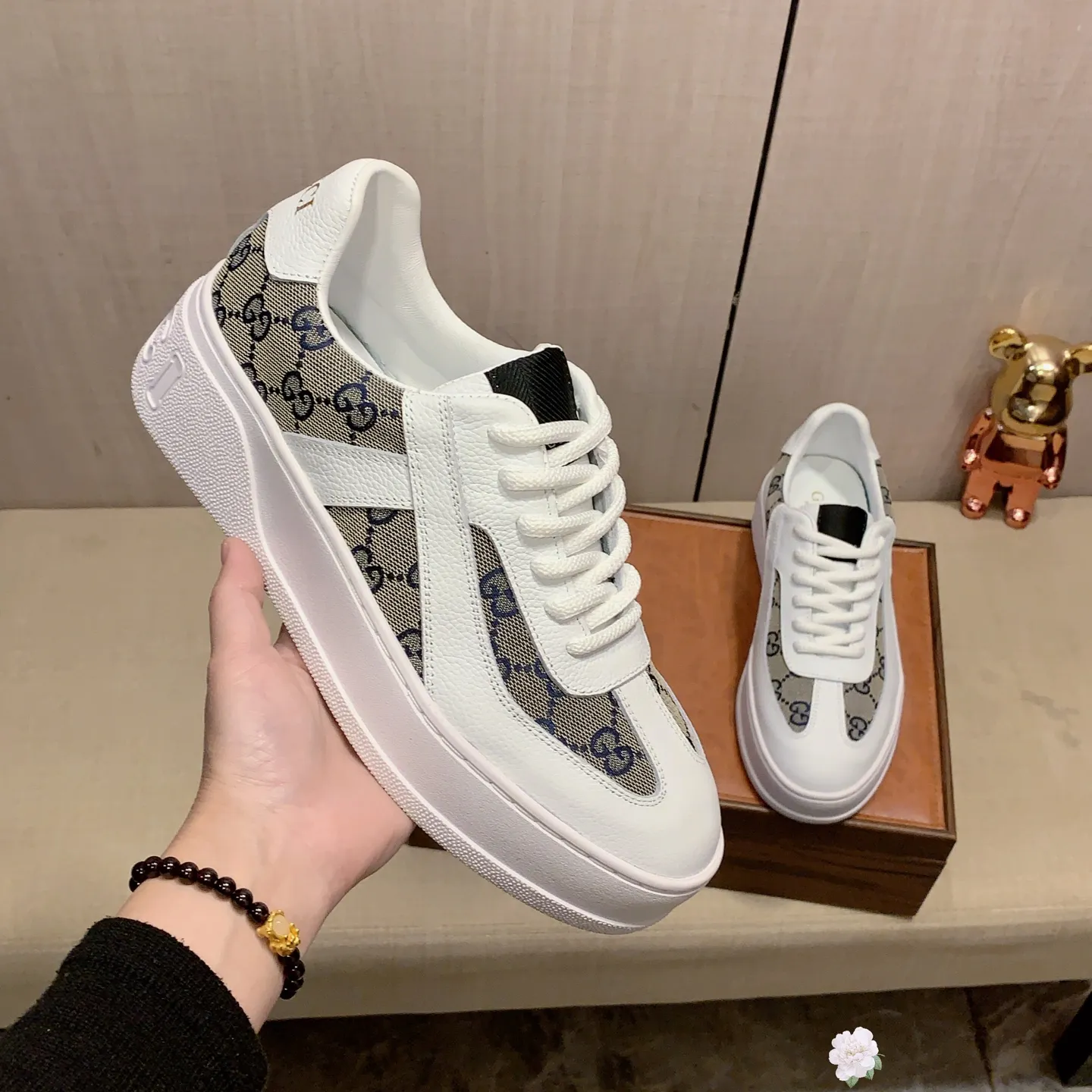 Men's men's shoes💰420💰💰🎩🎩[Lightning][Lightning] "GUCCI*" The latest and most popular casual sports shoes, top brand [seduce] luxury ~ purchasing agent, top quality ~. [Strong] The upper is made of imported breathable cowhide with material ➕ breathable sheepskin feet (•) and fine workmanship. The original stylish and stylish soft rubber wear-resistant and non-slip outsole is light and comfortable on the feet. The real thing looks better when photographed in person. 012: code: 38-44, can be customized to 45, 3️⃣ colors are available